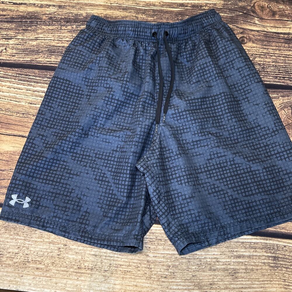 Under Armour Swim Trunks Mens Small Black Camo Board Shorts Mesh Lined Swimwear